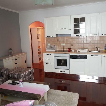 Cozy Apartment In Rovinj Exteriör bild